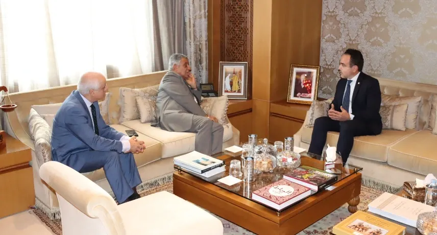 صورة النشاط المحكمة الدستورية تستقبل المدير الإقليمي لليونسكو